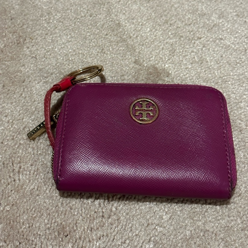 Tory Burch change wallet.